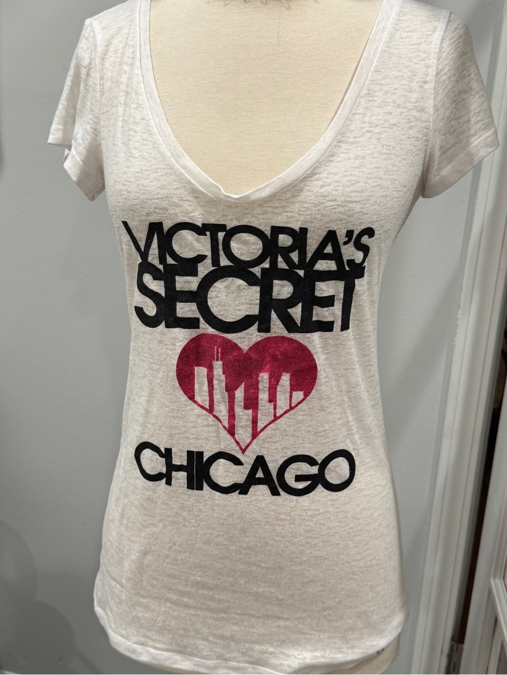 Victoria's Secret Vintage Supermodel 
Chicago Skyline Graphic Tee